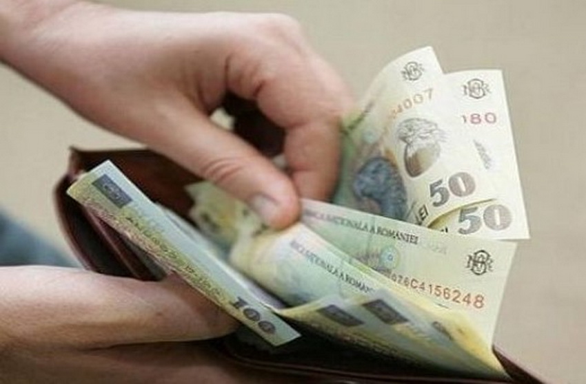 Bonusuri duble pentru mii de români de Sărbători! O mare companie tocmai a făcut anunțul