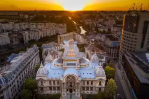 CEC Bank vine în ajutorul companiilor afectate de pandemie. Sumele sunt deja la dispoziția clienților