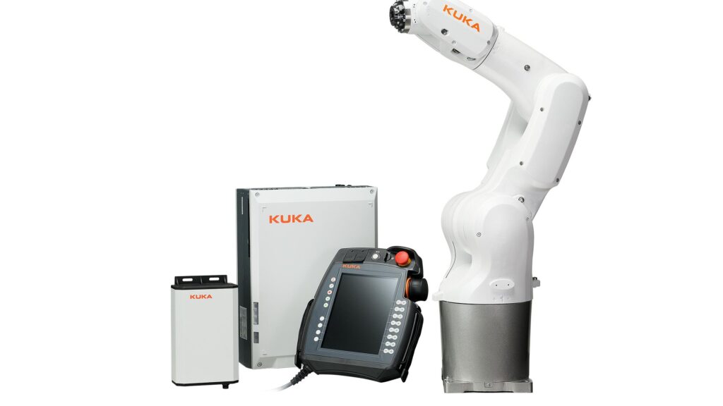 Un salt tehnologic major: noul controller KR C5 KUKA ridică standardul în domeniul producţiei automatizate