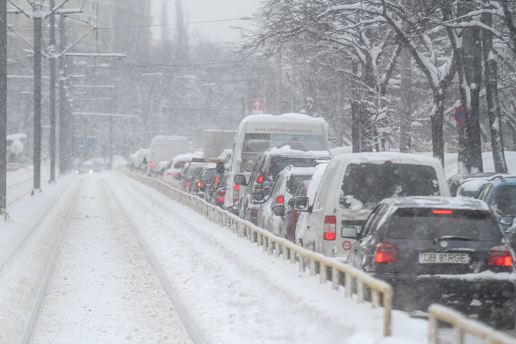 Gerul lovește România! Prognoză meteo ANM. Cum va fi vremea în decembrie