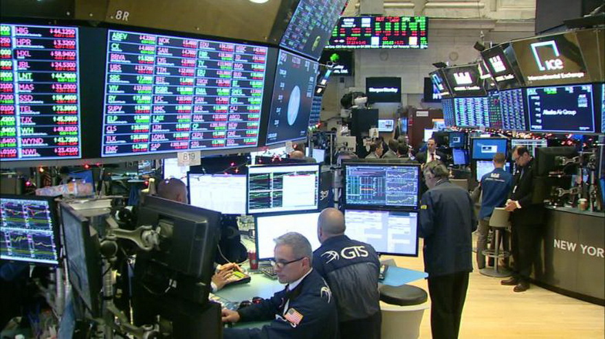Bursa de pe Wall Street a deschis pe verde ședința de joi. Scădere semnificativă a numărului de cereri de șomaj