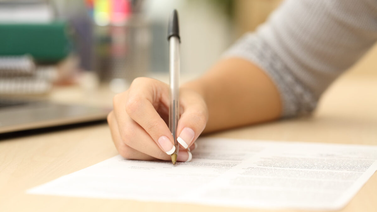 Românii vor fi controlați anual. Se dă în scris. E ordin nou în România: Irațională și abuzivă