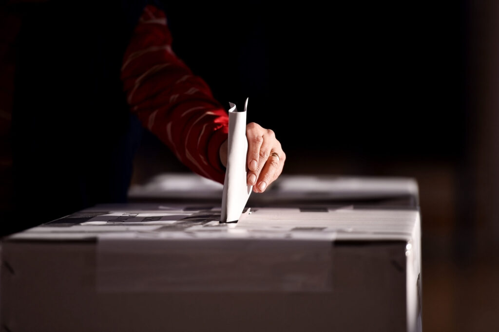 MAE : Votul în străinătate la alegerile parlamentare 2020 s-a încheiat. Câți români au votat