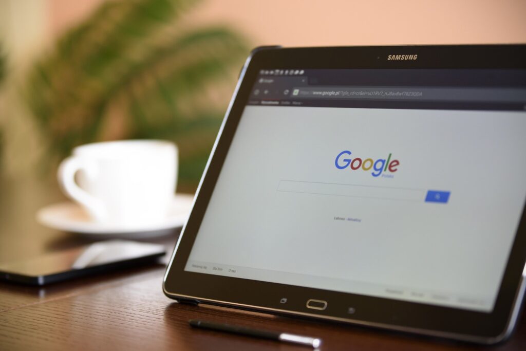 Ce au căutat românii pe Google în 2020. Topul celor mai populare căutări