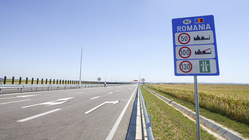 Noi drumuri în România! CNAIR a semnat recent. Contractele au primit undă verde