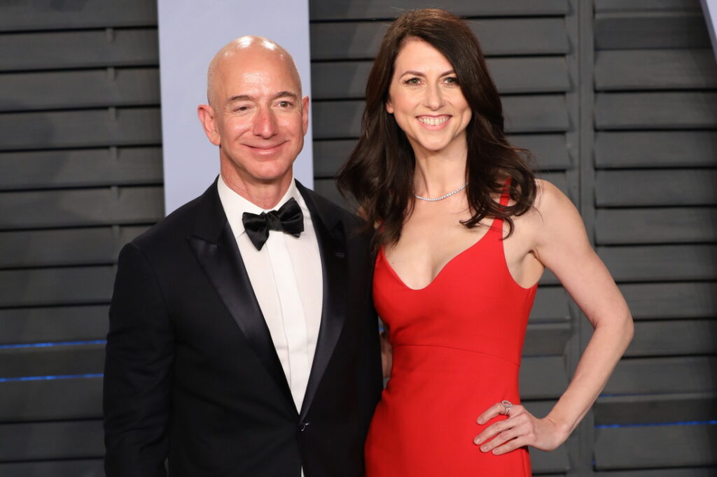 Fosta soţie a lui Jeff Bezos nu se uită deloc la bani! Ce a făcut cu 4 miliarde de dolari