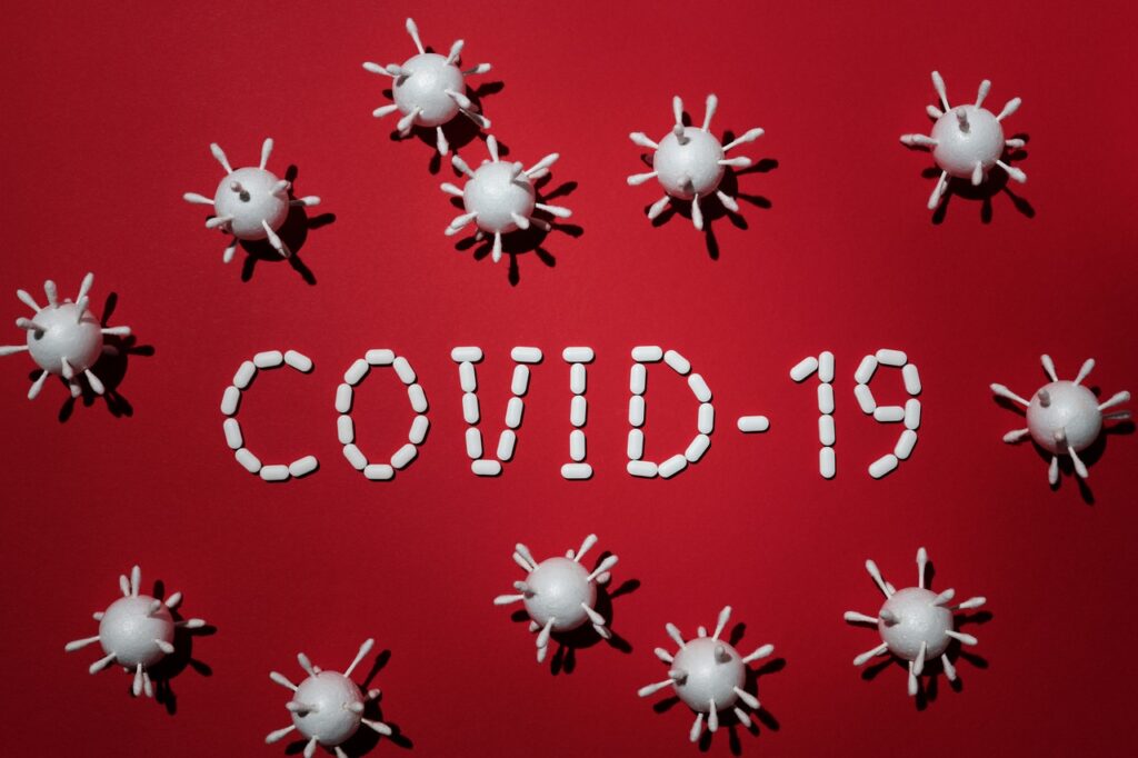 Coronavirusul poate cauza mutații. Un medic avertizează. Este un monstru ucigaș