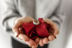 Cutremur în lumea mondenă! S-a întâmplat chiar de Crăciun: Am primit un cadou minunat
