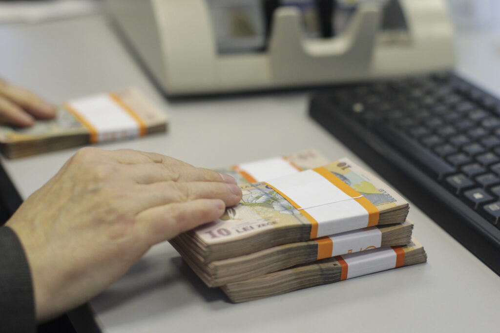 Vești bune pentru românii cu credite la bănci. Decizia luată de ministerul Finanțelor