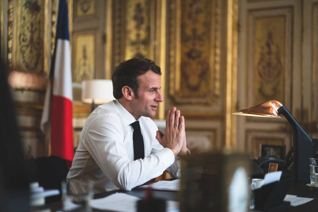 Macron: „Sunt impresionat de reacția Italiei la pandemie”