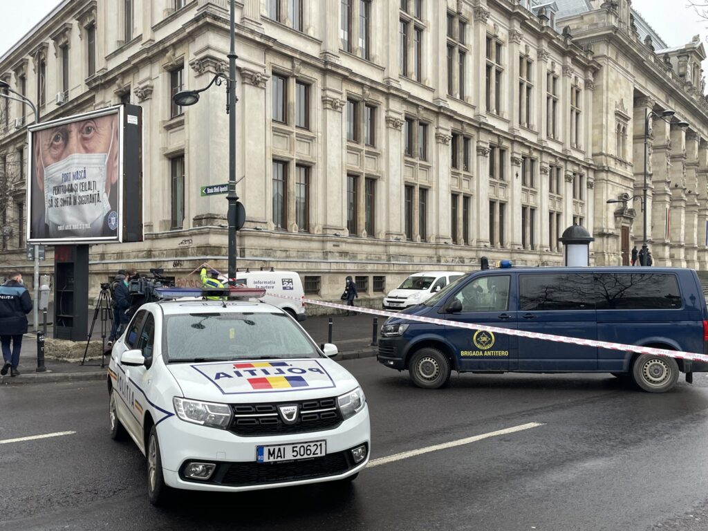 Breaking news! Amenințare cu bombă în București! Clădirea Curții de Apel din Capitală, evacuată de urgență