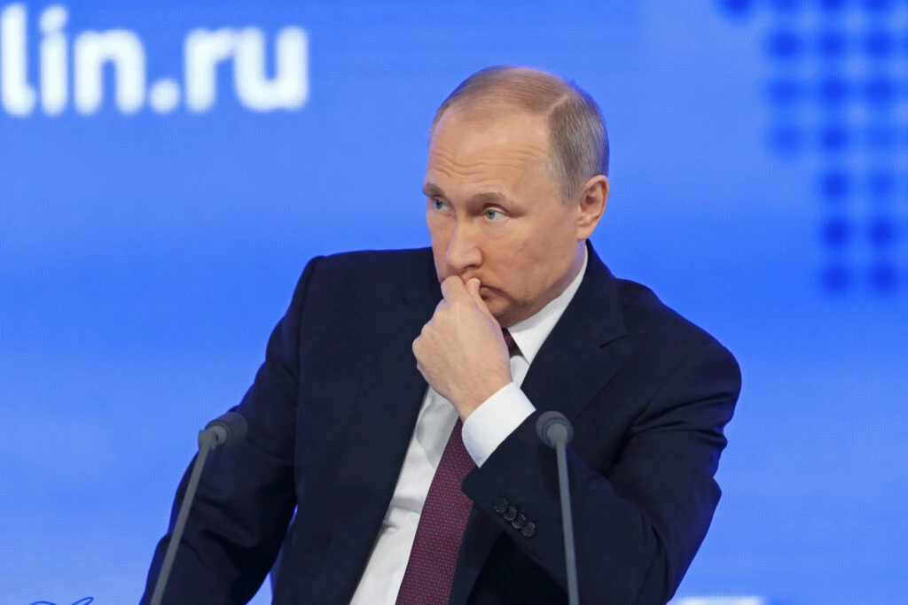Vladimir Putin: Rusia nu îşi poate da suveranitatea la schimb pentru o viaţă mai bună