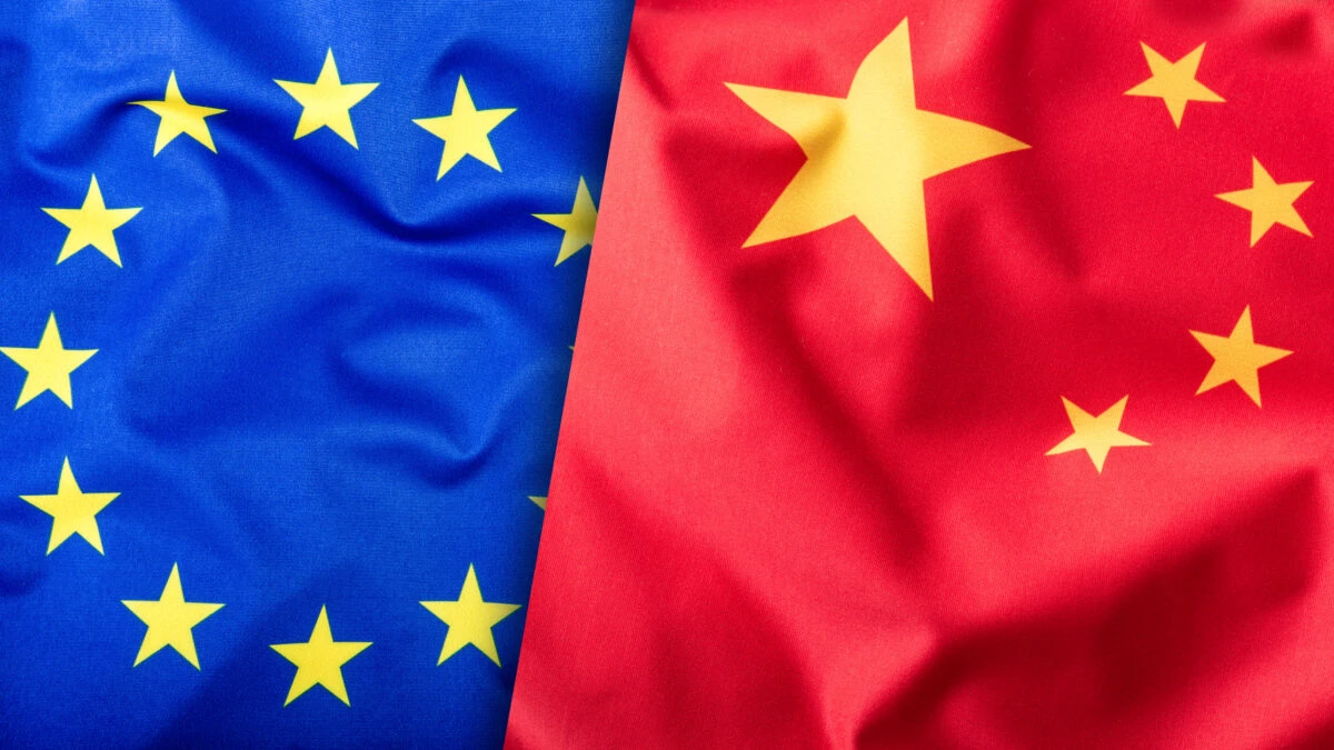 China și UE încep discuțiile despre tarifele suplimentare pentru vehiculele electrice