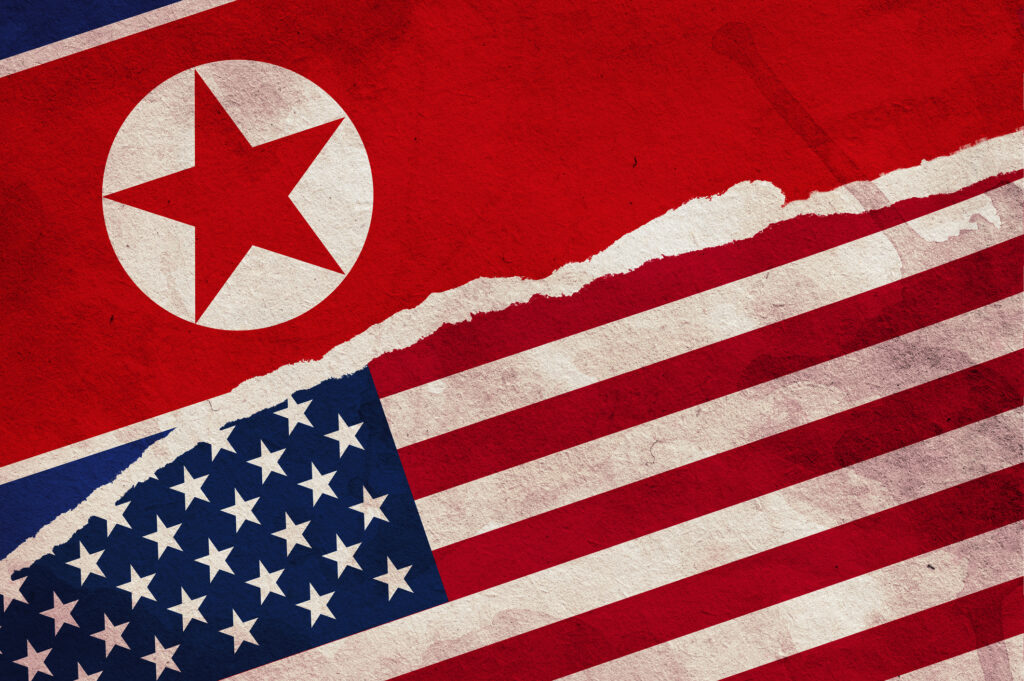Cu ochii pe mușchii atomici ai Phenianului, Occidentul ignoră un scenariu terifiant: prăbușirea Coreei de Nord
