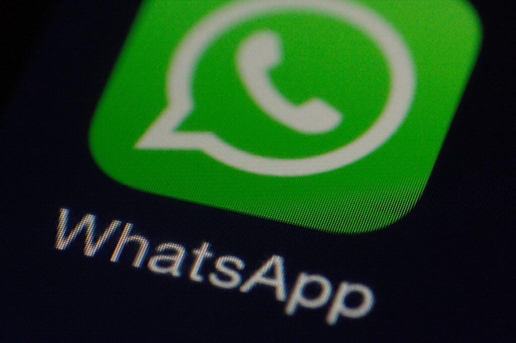 Whatsapp: Toți cei care refuză noile condiții de utilizare, vor putea să își folosească contul în continuare