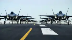 Lupta dură a politicienilor împotriva statului român cu ajutorul avioanelor