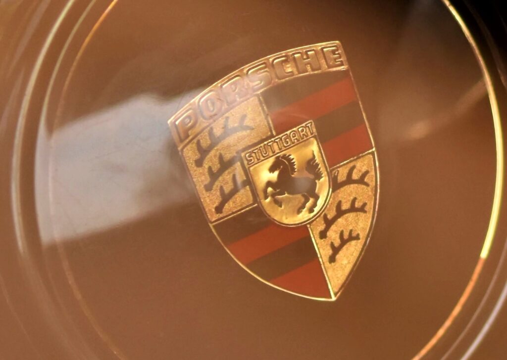 Porsche, suspectată că a oferit date incorecte autorităților din Germania. A fost începută o anchetă