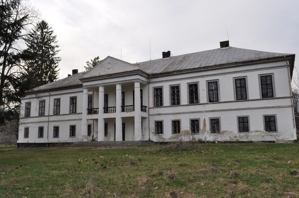 Se vinde un celebru castel din România! Care este prețul de la care începe licitația