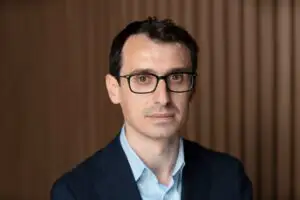 Restricții la folosirea denumirilor și brandurilor în online – unde punem stop?