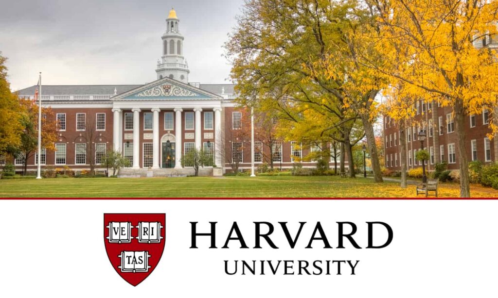 Un elev român a fost admis la Harvard! A avut performanțe la nivel internațional