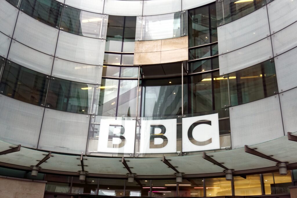 Decizie majoră luată de BBC. Vor fi afectate programe celebre ale postului