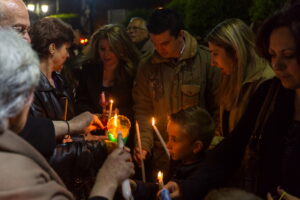slujba de paste inviere biserica