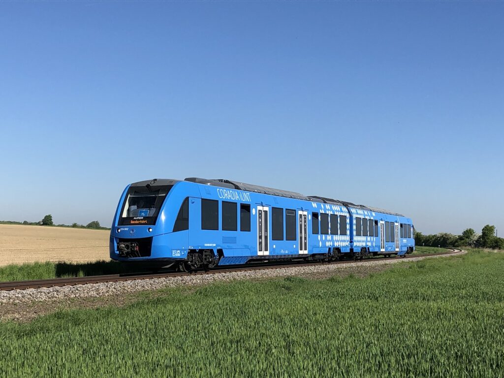 Ministrul Transporturilor vrea ca România să testeze trenuri pe hidrogen: Este o tehnologie fezabilă