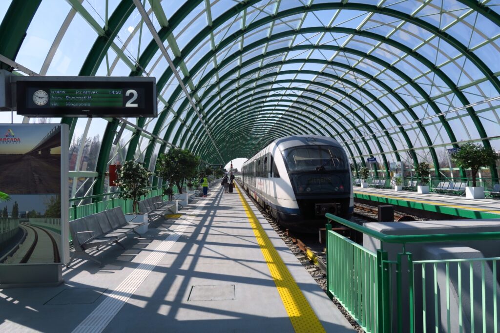 Se va deschide o nouă linie de tren spre aeroport! Proiect de 1 miliard de lei