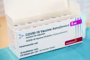 Prima țară din Europa care a sistat administrarea cu AstraZeneca. Nimeni nu va mai primi acest ser