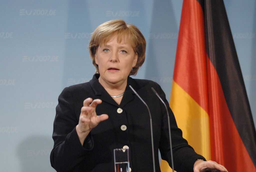 Moştenirea pe care o lasă Angela Merkel. Marile probleme ale Germaniei şi Europei, gestionate, nu soluționate
