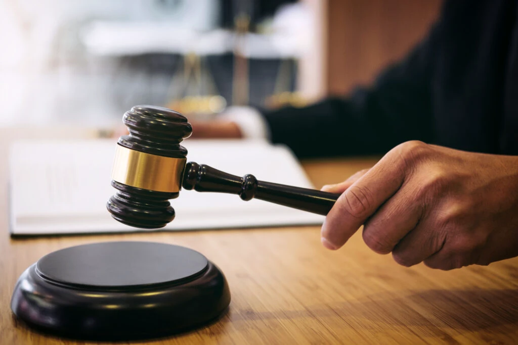 Noul scandal la Inspecţia Judiciară! Cum se încearcă “execuţia” a trei judecători de la Tribunalul Călăraşi