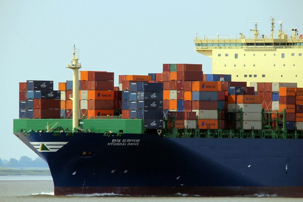 Încă două nave au blocat Canalul Suez. Care sunt motivele acestor incidente tot mai frecvente