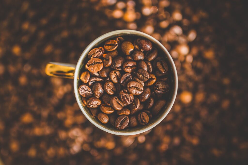 Vestea momentului pentru iubitorii de cafea! Unde o găsim pe cea mai scumpă şi cât costă aceasta în Bucureşti