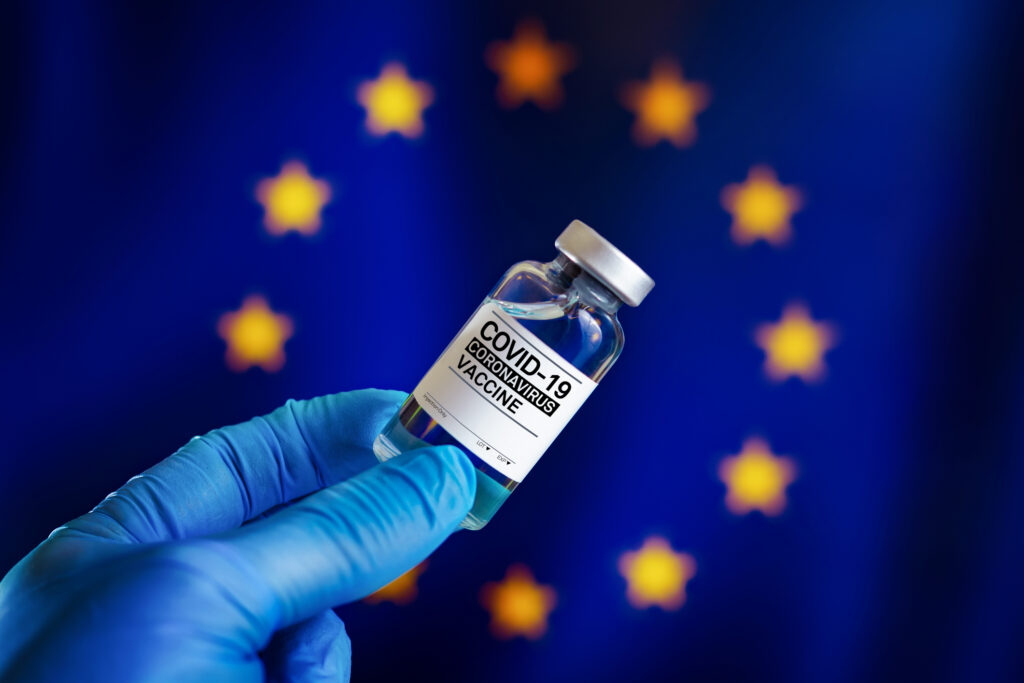Europa a eșuat lamentabil cu vaccinarea. Eșecul își are originea în însăși structura instituțională a Uniunii Europene
