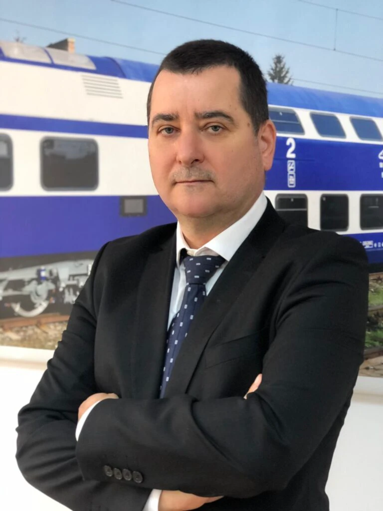 Exclusiv pentru „Top 100 Manageri”! Claudiu Hîrbu, D.G. Electroputere VFU Pașcani, despre transportul feroviar și viitorul industriei
