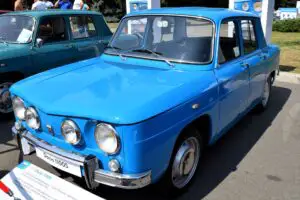 53 de ani construcția primului autoturism românesc, Dacia