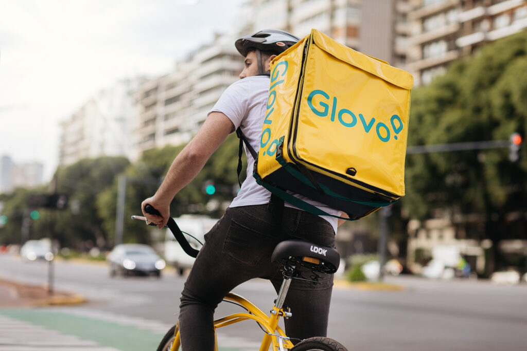 Glovo va achiziționa foodpanda. Platforma de livrare își consolidează poziția