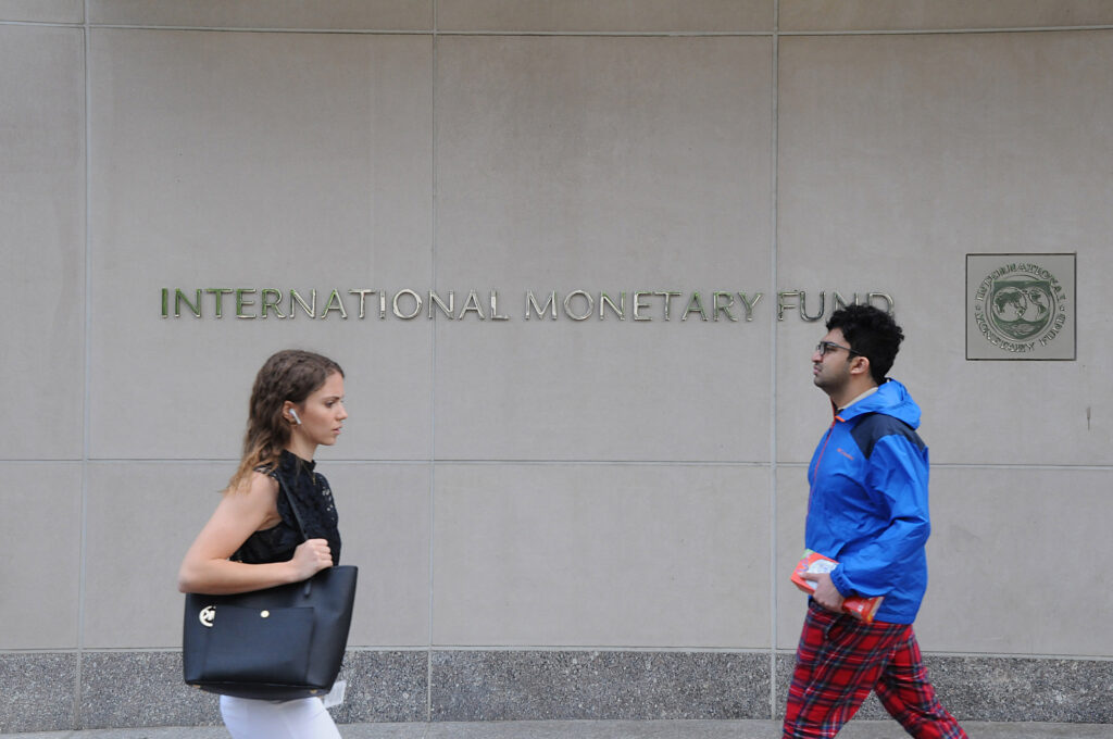 Delegația FMI a ajuns în România. Vor urma întâlniri pentru evaluare economiei țării