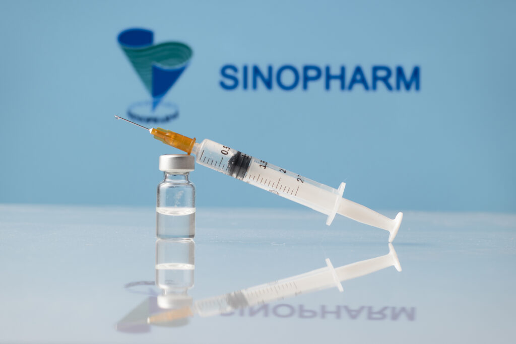 OMS a dat o autorizație de urgență vaccinului Sinopharm. Acesta este produs de China