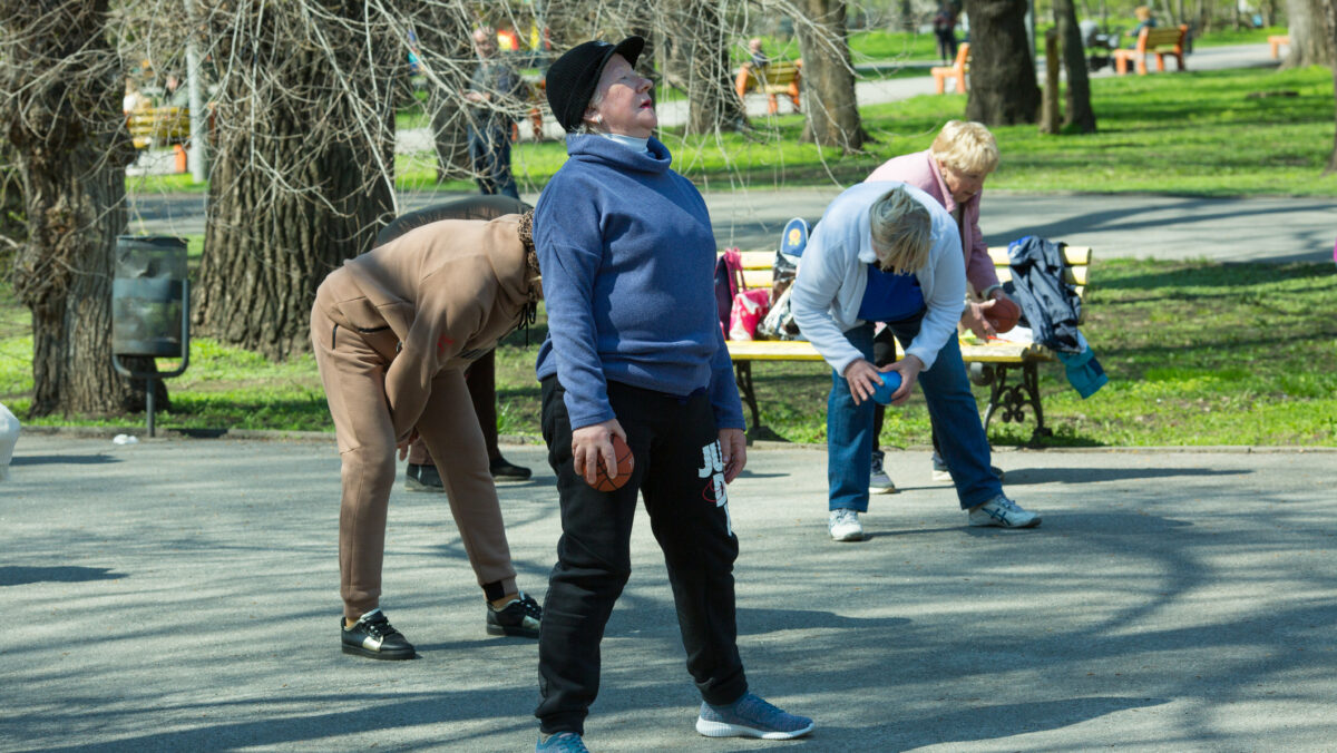 Program pentru românii trecuți de 50 de ani. Planul care i-ar scăpa pe mulți pensionari de medicamente: Ar fi excepțional