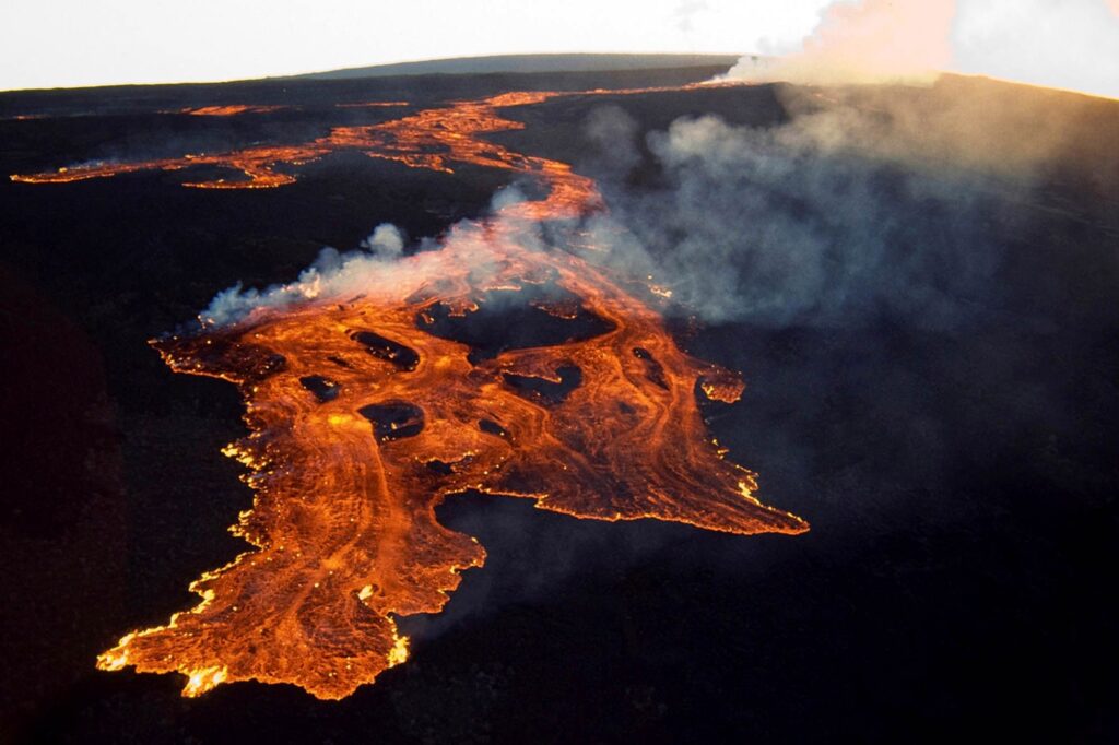 Un nou vulcan care amenință umanitatea a fost descoperit în Hawaii