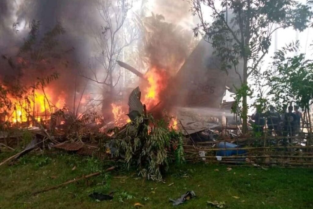 BREAKING NEWS: Un avion s-a prăbușit în această dimineață! 17 oameni au murit