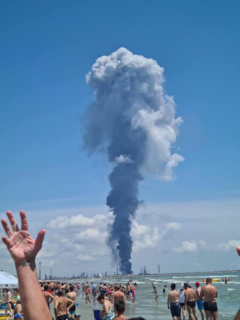 Breaking News! Explozie la Rafinăria Petromidia din Năvodari! Mesaje RO-ALERT, a fost activat planul roșu de alertă UPDATE
