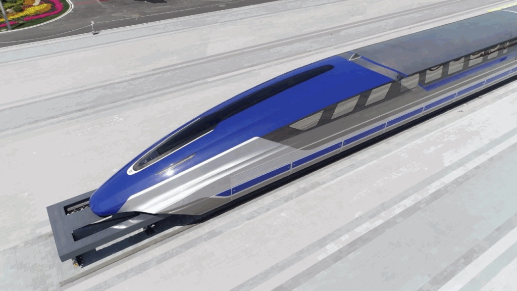 Premieră în industria feroviară. China prezintă un tren care atinge viteza de 600 km/h