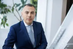 Studiu: Schimbările climatice ocupă primul loc în topul riscurilor pe termen lung identificate de bănci 