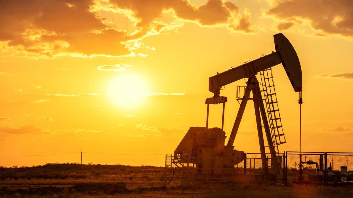 Preţul petrolului este la pâmânt. E cea mai slabă evoluţie din ultimul an