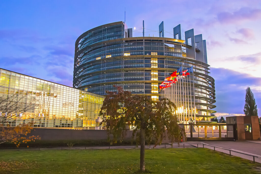 Parlamentul European a validat o propunere a PSD privind alocarea fondurilor din PNRR