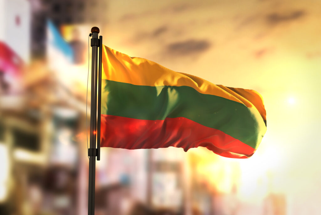 Lituania ridică nivelul alertă al armatei pe fondul mobilizării militare a Rusiei