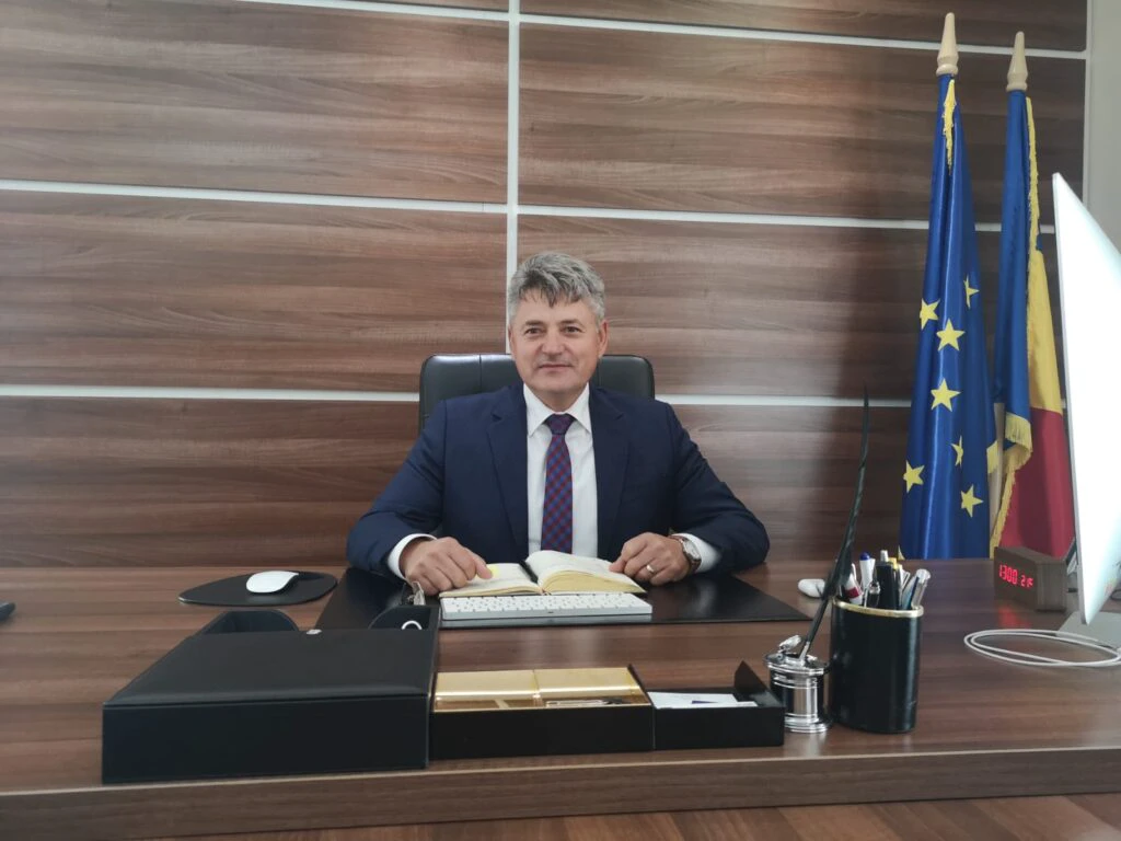 Gala Capital Performerii anului 2021. Gheorghe Damian, primarul comunei Ciugud, este câștigătorul categoriei ”Administratorul Anului 2021”