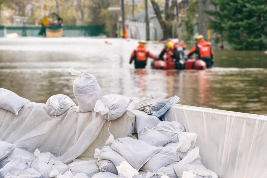 Ajutor pentru românii afectați de inundații! Guvernul tocmai a aprobat măsura